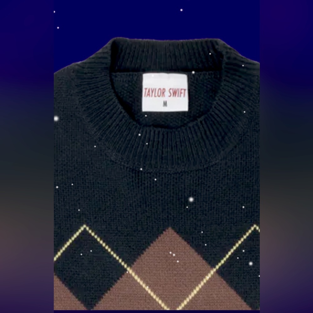 NWT Taylor Swift Red Album Argyle Sweater 4XL Rare Unisex